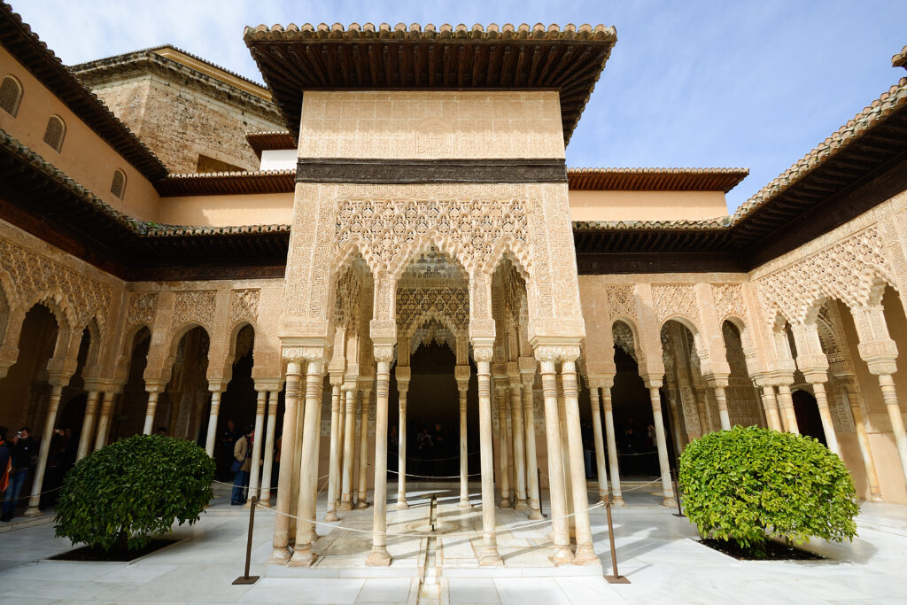 courtyard of the lions in the alhambra